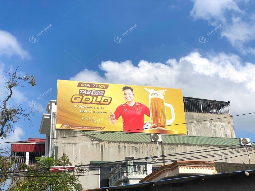 Bia Tuoi Tab100 Khang Dinh Vi The Voi He Thong Pano Quang Cao Da Tinh Thanh 9