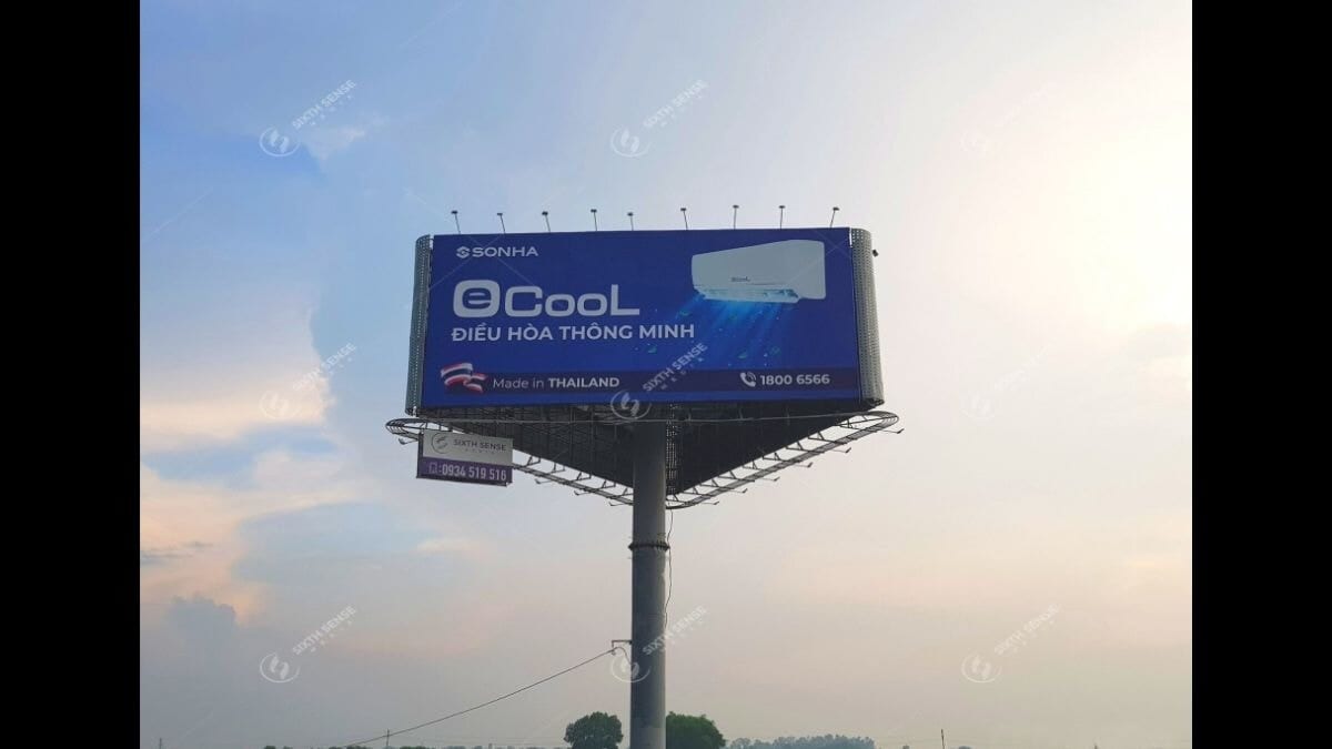 Các Loại Hình Quảng Cáo Billboard- Billboard 3 Mặt 