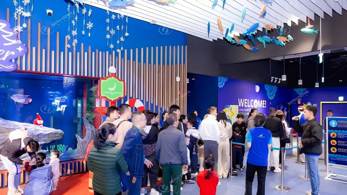 Chiến Dịch Activation: "Trạm Nụ Cười" (Nhà Thuốc Long Châu & Brauer) Tại Thủy Cung Lotte Mall Tây Hồ- Ảnh thực tế