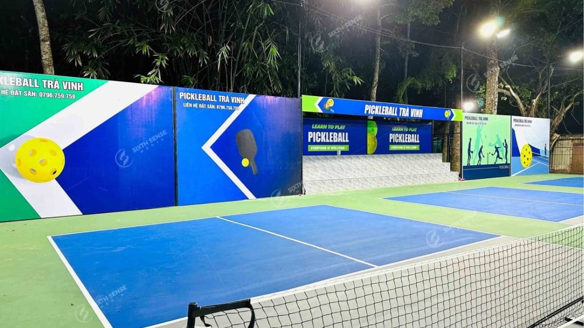 Các Hình Thức Quảng Cáo Trong Sân Pickleball- Banner Hàng Rào Và Branding Quanh Sân 2 