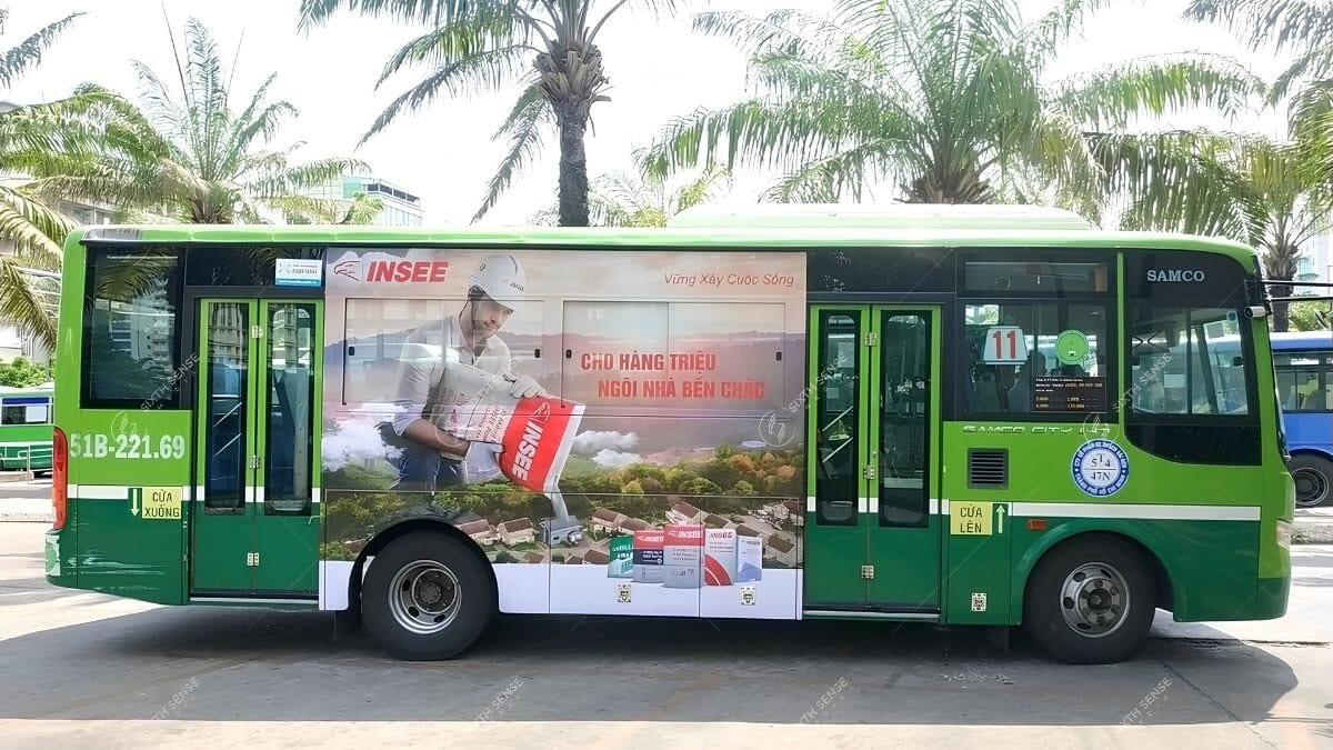 Các Yếu Tố Ảnh Hưởng Đến Chi Phí Quảng Cáo Xe Bus