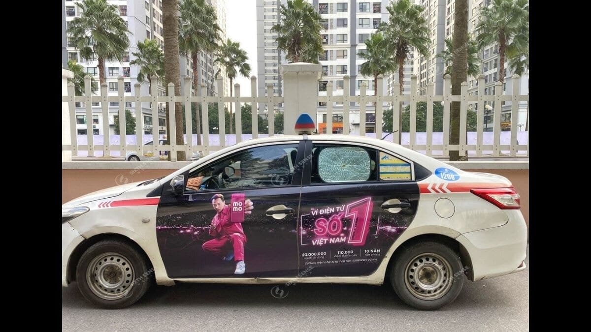 Bảng Giá Dịch Vụ Quảng Cáo Trên Xe Taxi 