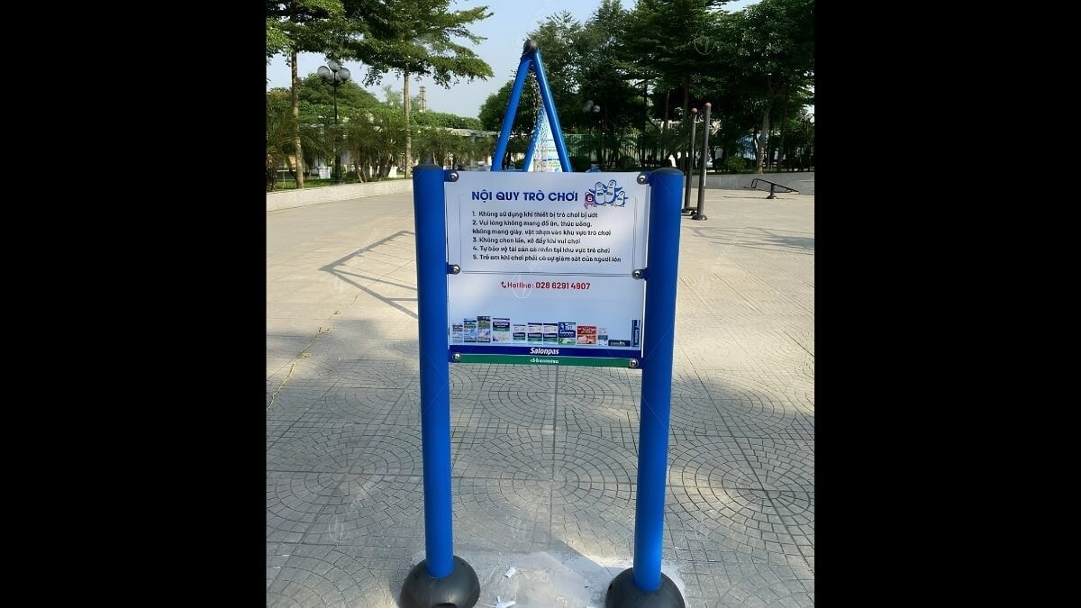 Quảng Cáo Trên Bảng Nội Quy, Bản Đồ Và Biển Chỉ Dẫn 