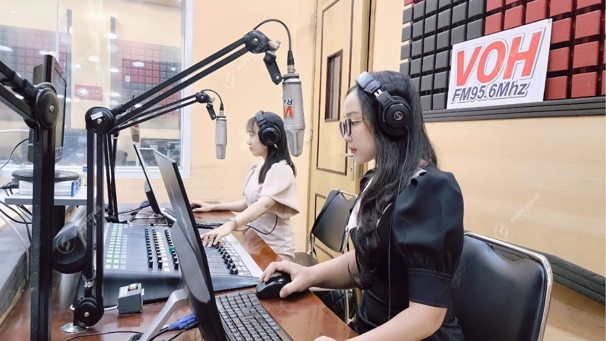 Các Hình Thức Quảng Cáo Trên Radio Phổ Biến
