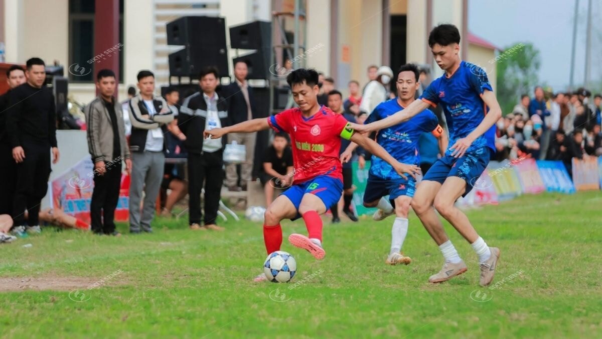 Dịch Vụ Quảng Cáo Sân Bóng Đá Trọn Gói- SSM 
