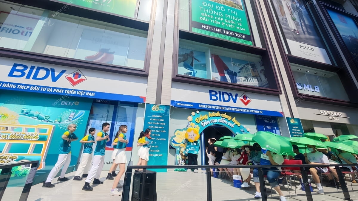 Activation Và Booth Trong Khuôn Viên Tòa Nhà