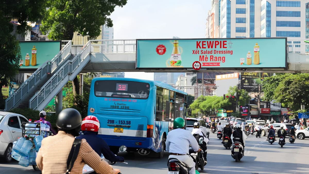 Dịch Vụ Quảng Cáo Trên Cầu Vượt Đi Bộ Toàn Quốc