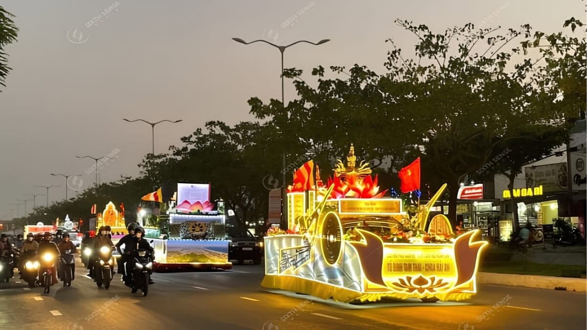 Xe Diễu Hành Kết Hợp Sân Khấu Hoặc Hoạt Náo-2 