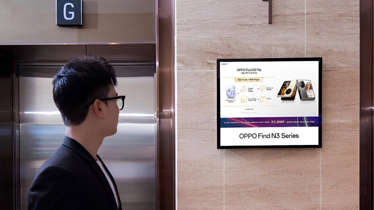 Nên Chọn Hình Thức Quảng Cáo Thang Máy Chung Cư Nào?