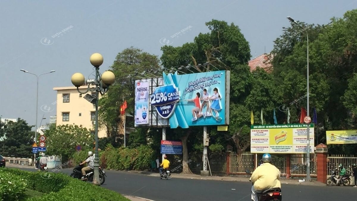 Quy Trình Booking Quảng Cáo Billboard Từ A–Z Tại SSM