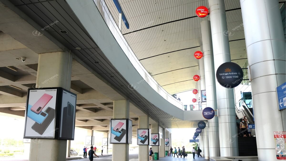 Yếu Tố Ảnh Hưởng Đến Giá Quảng Cáo Tại Sân Bay- Sân Bay Và Nhà Ga