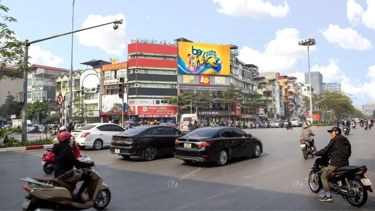 Yếu Tố Ảnh Hưởng Đến Báo Giá Biển Quảng Cáo Ngoài Trời- Vị Trí Và Độ Cao Thi Công