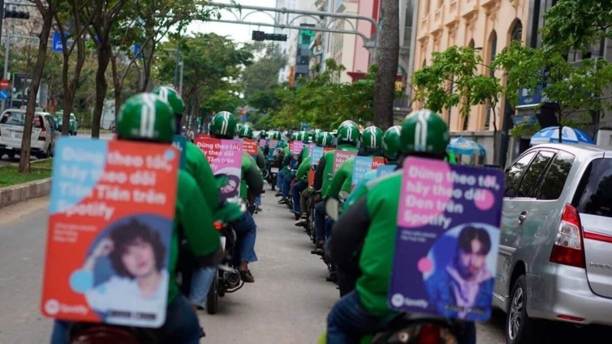 Quy Trình Triển Khai Quảng Cáo Trên Xe GrabBike