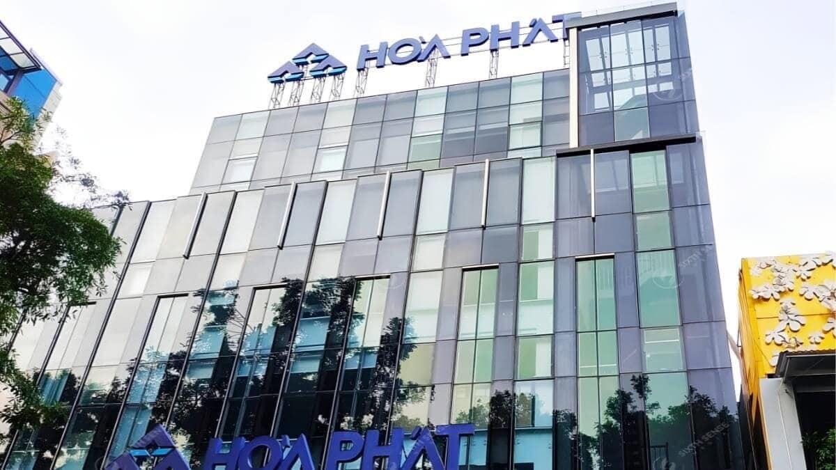 Bộ Chữ Nổi Và Logo Trên Nóc Tòa Nhà