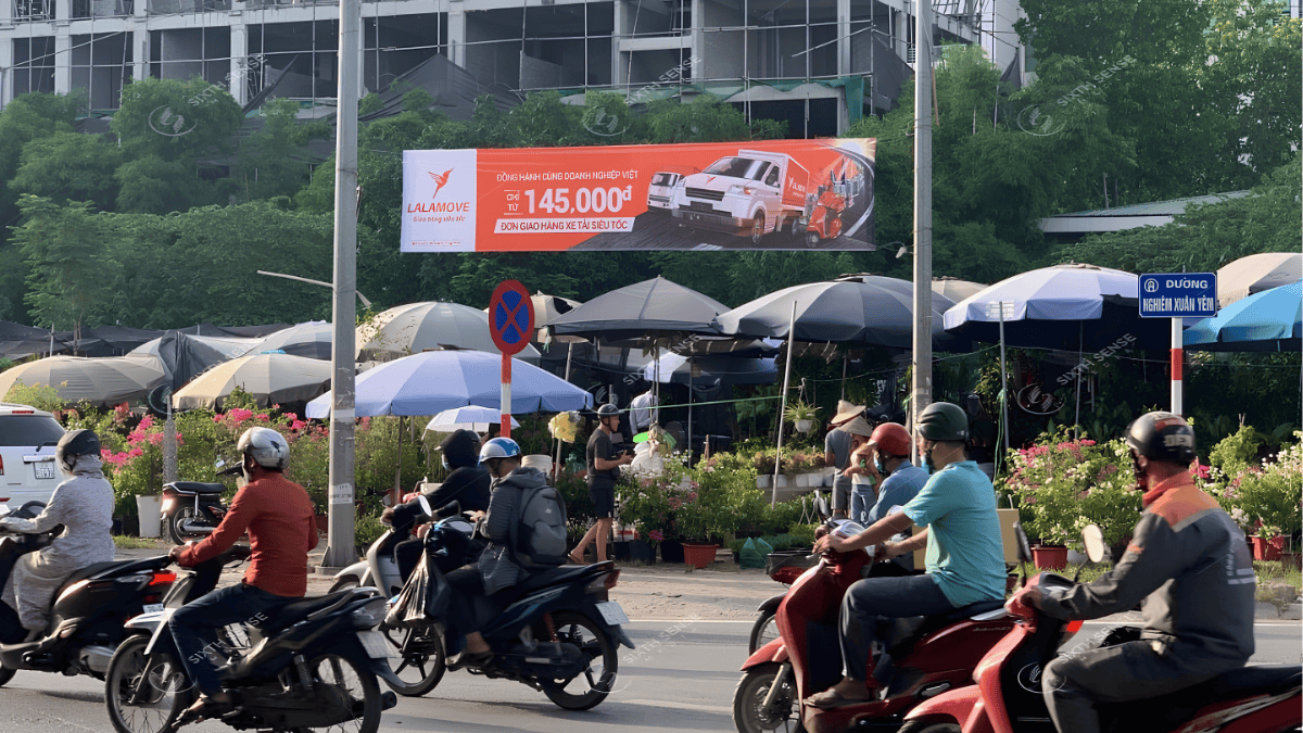 Dự Án Quảng Cáo Treo Băng Rôn, Banner Ngang Cho Lalamove
