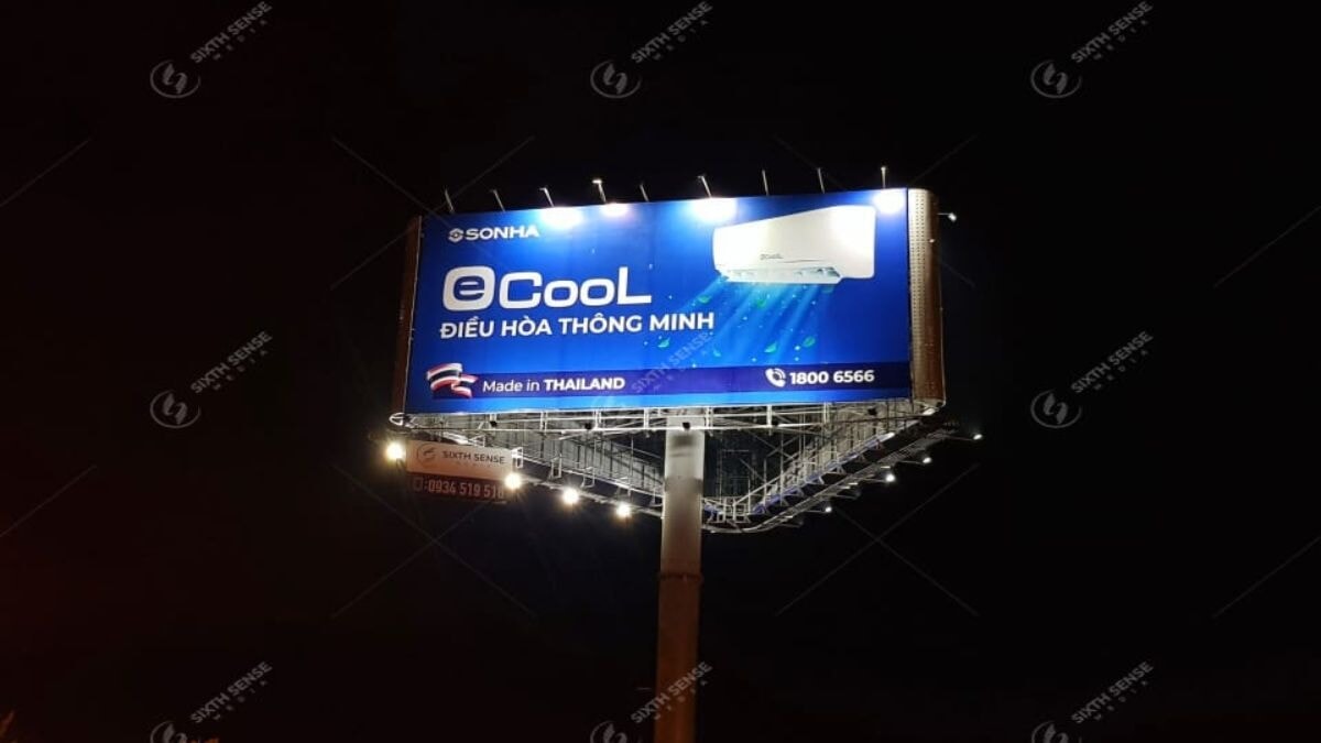 Thi Công Biển Quảng Cáo Tấm Lớn Billboard Cho Máy Điều Hòa Ecool 