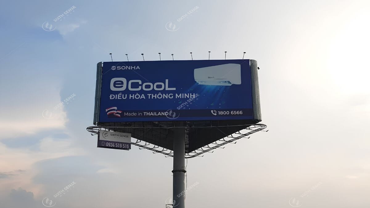 Biển Quảng Cáo Tấm Lớn Là Gì? 